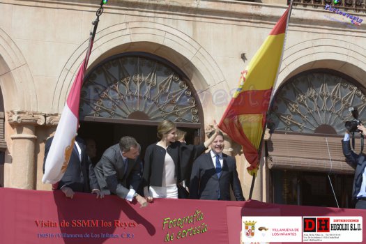 Visita de SSMM los Reyes de España