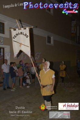 Desfile hacia el Castillo en las 6 Jornadas Medievales de Manzanares