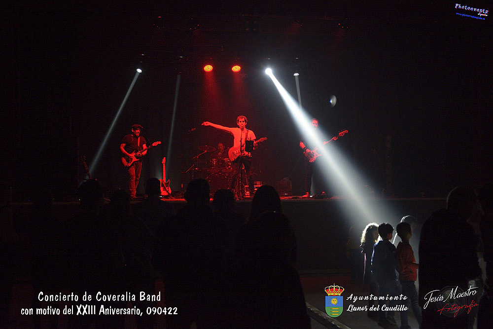 Concierto de Coveralia Band en Llanos del Caudillo, 090422