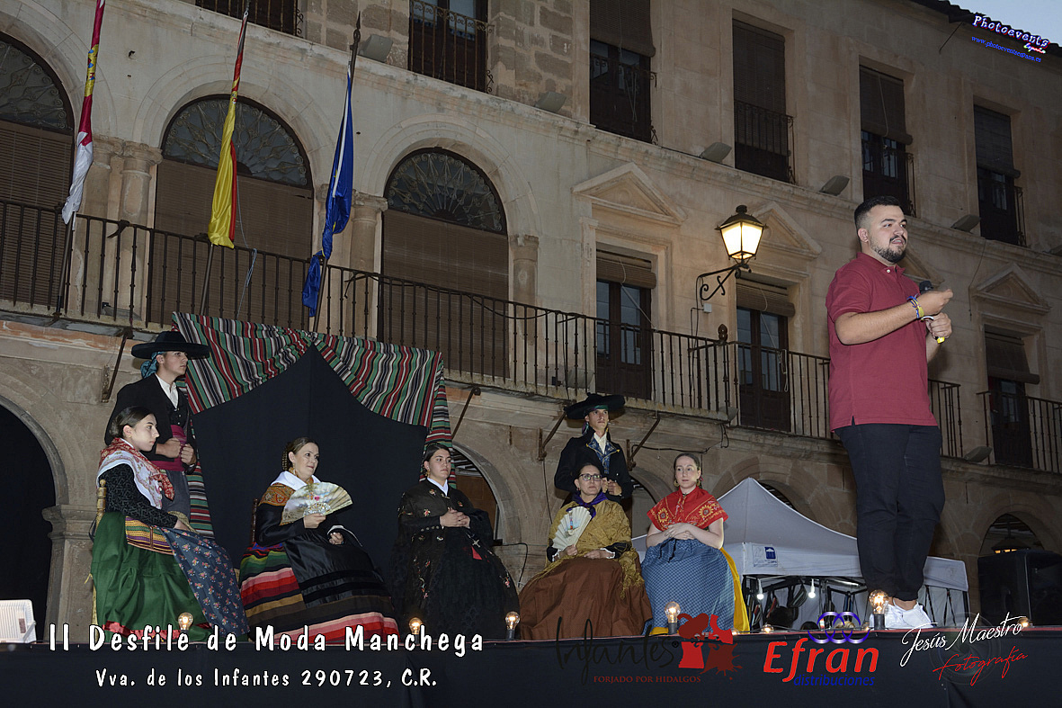 II Desfile de Moda Manchega, en Villanueva de los Infantes