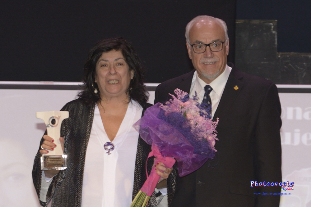 Almudena Grandes recibe el Premio Igualdad 2020 en Manzanares 