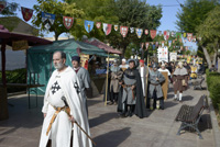 Desfile hasta misa medieval en las V Jornadas Medievales, Manzanares, Ciudad Real, España
