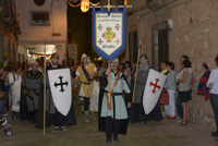 Desfile de estandartes en Manzanares Medieval, Manzanares, Ciudad Real, España