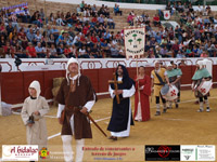 Entrada de particpantes al terreno de juegos, con motivo de las IV Jornadas Medievales de Manzanares, Ciudad Real , España 