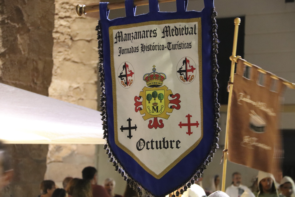Estandarte de Manzanares Medieval, jornadas historico turistas 