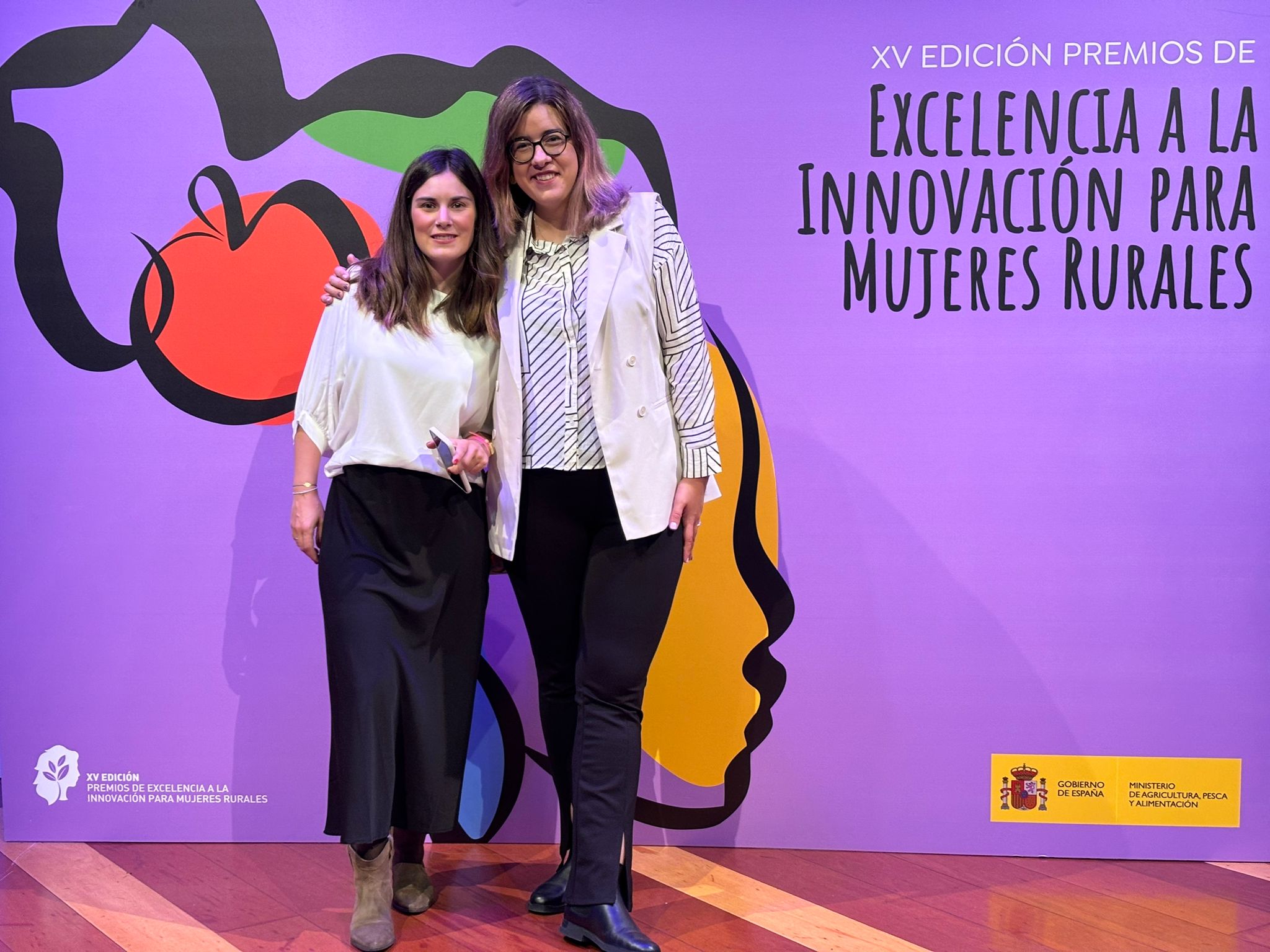 "Un café entre Castillas” , un podcast que conecta Segovia y Ciudad Real gana el Premio para la Excelencia a la Innovación para Mujeres Rural