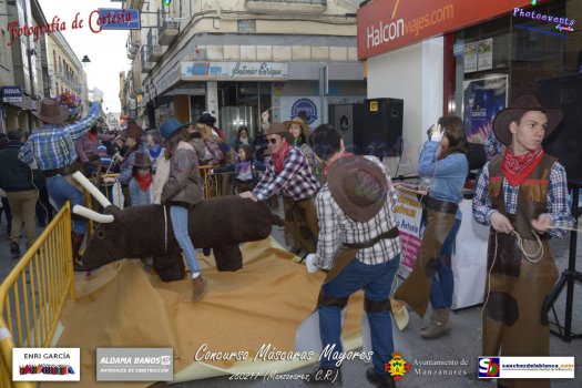 Concurso mascaras mayores Carnavales 2017 en Manzanares
